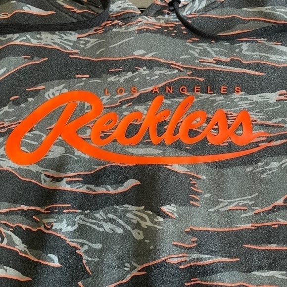 YOUNG and Reckless Los Angeles hoodie size small - Picture 5 of 9
